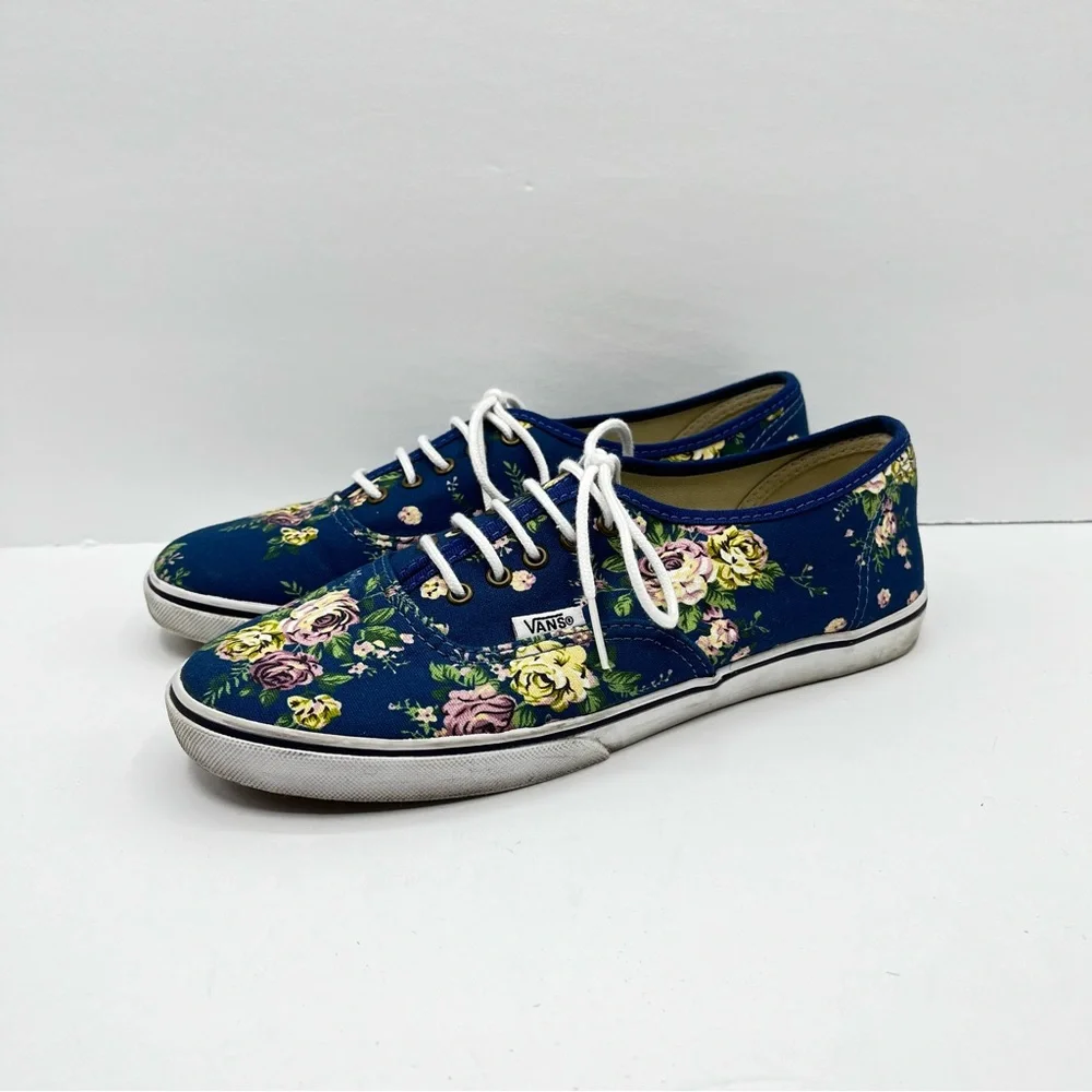 Vans cute pair